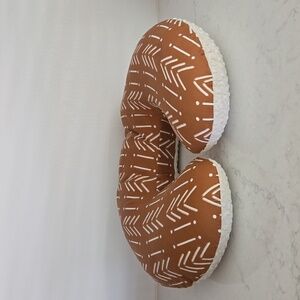Bamboo nursing pillow